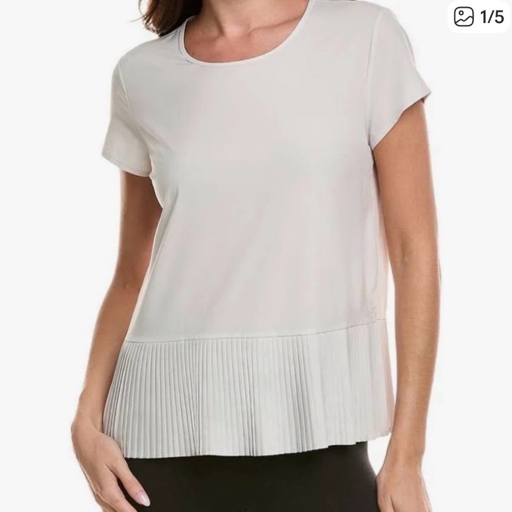 SPANX Cream Short Sleeve Pleated Top size small